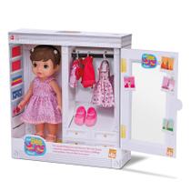 Boneca Bee Hugs Closet Com Roupas Para Trocar - Bee Toys