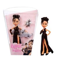 Boneca Bratz x Kylie Jenner Night - Fashion Doll com Vestido e Cachorro de Estimação Boneca Bratz x Kylie Jenner Night - Fashion Doll com Vestido e Cachorro de Estimação