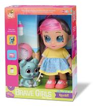 Boneca Brave Girls Kendall Pet Cachorrinho Branco e Vestido Rosa - Bee Toys Ref 766 Boneca Brave Girls Kendall Pet Cachorrinho Branco e Vestido Rosa - Bee Toys Ref 766
