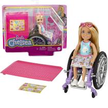 Boneca Chelsea Barbie Cadeira de Rodas HGP29 - Mattel