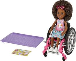 Boneca Chelsea em cadeira de rodas com acessórios - Barbie