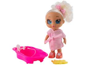 Boneca Club Girls Banho com Roupão Fralda Boneca Club Girls Banho com Roupão Fralda