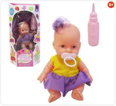 Boneca Coleção Duquinha Uva Com Chupeta E Mamadeira