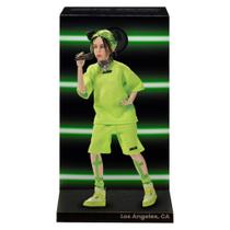 Boneca de moda Billie Eilish LA Live com moda e acesso. Boneca de moda Billie Eilish LA Live com moda e acesso.