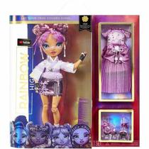 Boneca de Moda Rainbow High Lila Yamamoto - Lilás e Roxa Boneca de Moda Rainbow High Lila Yamamoto - Lilás e Roxa