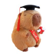 Boneca de pelúcia Capivara de formatura com boné e diploma de 25 cm