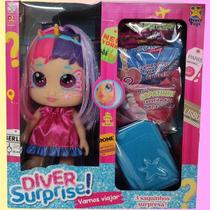 Boneca Diver Surprise Vamos Viajar Cabelo Roxo e Rosa Divertoys 8227