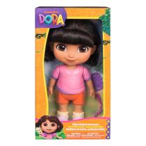 Boneca Dora Aventureira 30cm Com Acessórios - Sunny 4788 Boneca Dora Aventureira 30cm Com Acessórios - Sunny 4788