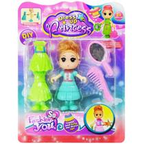 Boneca dress up princess troca roupa / calcado de plastico com escova + espelho 7 pecas - DM BRASIL
