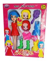 Boneca Emborrachada Articulada Troca De Roupa Acessórios Boneca Emborrachada Articulada Troca De Roupa Acessórios