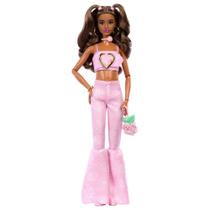 Boneca Fashion Barbie Deluxe Style 12 com Look Jeans Rosa Boneca Fashion Barbie Deluxe Style 12 com Look Jeans Rosa