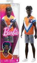 Boneca fashion Barbie Fashionistas Ken com cabelo preto torcido Boneca fashion Barbie Fashionistas Ken com cabelo preto torcido