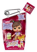 Boneca fashion Bratz Babyz Yasmin com moda real e animal de estimação