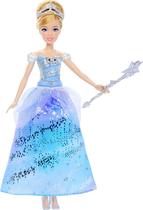 Boneca fashion Mattel Disney Princess Cinderella com vestido iluminado