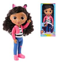 Boneca Gabby A Casa Mágica - Tiara Removível, Cabelo Estiloso e Detalhes Fiéis à Série Boneca Gabby A Casa Mágica - Tiara Removível, Cabelo Estiloso e Detalhes Fiéis à Série