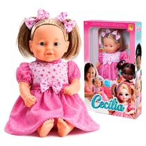 Boneca Grande Cecília Articulada Roupinha Cabelos Longos Para Meninas + 3 Anos Boneca Grande Cecília Articulada Roupinha Cabelos Longos Para Meninas + 3 Anos