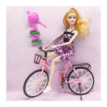 Boneca Julia Ciclista com Bicicleta e Acessórios