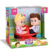 Boneca Little Dolls Playground Menino E Menina Com Gira-Gira - Diver Toys
