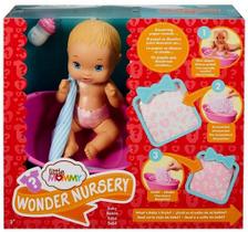 Boneca Little Mommy Surpresas Mágicas com Banheira - Mattel