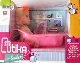 Boneca LUKITA no banho