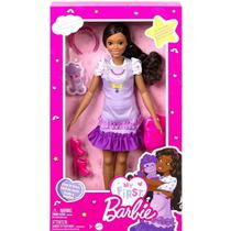 Boneca Minha Primeira Barbie com Vestidos e PETS Negra Mattel HLL18