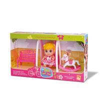 Boneca mini bee hugs parquinho 980 Boneca mini bee hugs parquinho 980