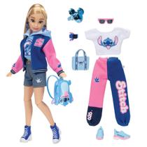 Boneca moderna Disney ILY 4ever Stitch com jaqueta universitária de 11,5" Boneca moderna Disney ILY 4ever Stitch com jaqueta universitária de 11,5"