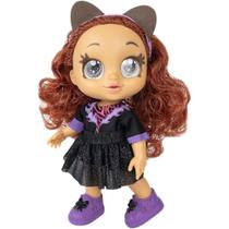 Boneca Monster Bee Lobinha 31cm Vinil com Olhos de Lente e Acessórios Boneca Monster Bee Lobinha 31cm Vinil com Olhos de Lente e Acessórios