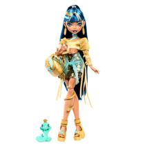 Boneca Monster High Cleo De Nile com Pet Cobra Hissette e Acessórios