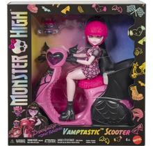 Boneca Monster High Draculaura Com Scooter Mattel JDR61 Boneca Monster High Draculaura Com Scooter Mattel JDR61