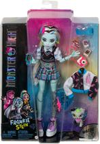 Boneca Monster High Frankie Stein e Pet Mattel HHK53