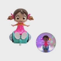 Boneca Musical Canta Dança Acende Luz Dance Girl overboard.