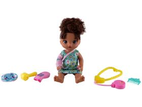 Boneca Negra Baby Alive Dia de Cuidar da Bela 30cm Hasbro