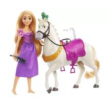 Boneca Princesa Disney Rapunzel e Cavalo Maximus HLW23