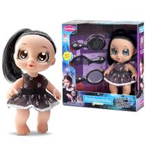 Boneca Rainbowzinha Vandin com Acessórios de Cabelo e Vestido Preto Boneca Rainbowzinha Vandin com Acessórios de Cabelo e Vestido Preto