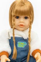 Boneca Realista Bebê Reborn Com Tranças E Jardineira Jeans