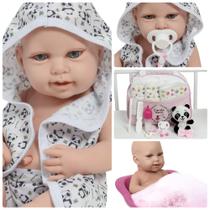 Boneca Reborn 43cm Carequinha Saída de Banho Pandinha Linda Boneca Reborn 43cm Carequinha Saída de Banho Pandinha Linda