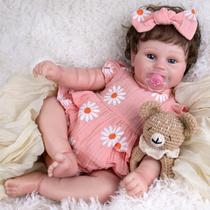 Boneca Reborn Baby Doll Aori Girl de 50 cm com chupeta magnética e acessório. Boneca Reborn Baby Doll Aori Girl de 50 cm com chupeta magnética e acessório.
