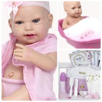 Boneca Reborn de Silicone Carequinha Bolsa Itens Banheira