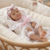 Boneca Reborn Menina Bambola Premium Com Mantinha