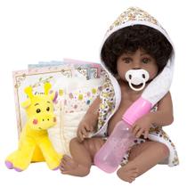 Boneca Reborn Pretinha Saída de Banho Girafinha Com Chupeta