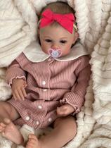 Boneca Reborn TERABITHIA 48 cm com roupas, chupeta magnética Boneca Reborn TERABITHIA 48 cm com roupas, chupeta magnética