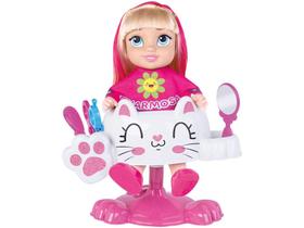 Boneca Salão de Beleza Charmosa com Acessórios - Cotiplás Boneca Salão de Beleza Charmosa com Acessórios - Cotiplás