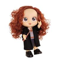 Boneca Samantha Feiticeira 30cm Ruiva Mágica Bravezinha Varinha C/ Acess. Harry Potter - Bee