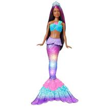 Boneca sereia Barbie Dreamtopia Twinkle Lights com 4 shows de luzes