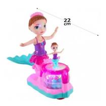 Boneca Sereia Musical Carrinho Bate E Volta Luz.