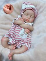 Boneca Silicone Reborn Abenduot Loulou 33cm com boca aberta