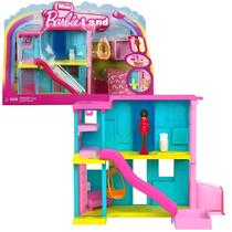 Boneca Sortida Barbie Negra Mini Land Cénario Rosa HYF44 - Mattel