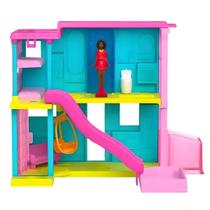 Boneca Sortida Barbie Negra Mini Land Cénario Rosa HYF44 - Mattel