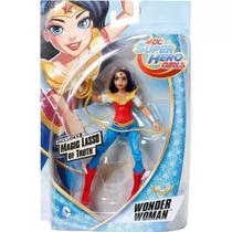 Boneca Super Hero Girl De Acao Wonder Woman DMM32/DMM33 15cm Mattel
